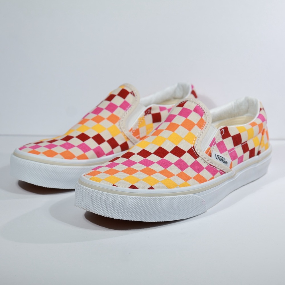 Vans little kids Multicolor Checkerboard Classic Slip-On retro rainbow Size 3